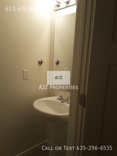 Building Photo - 63 E 670 N St