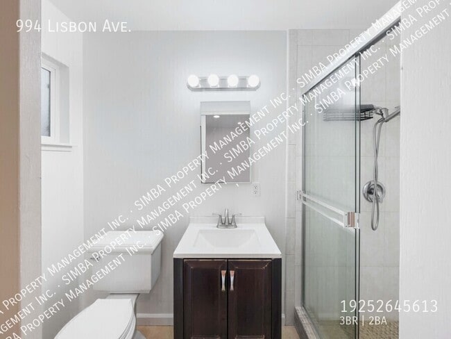 Building Photo - 994 Lisbon Ave