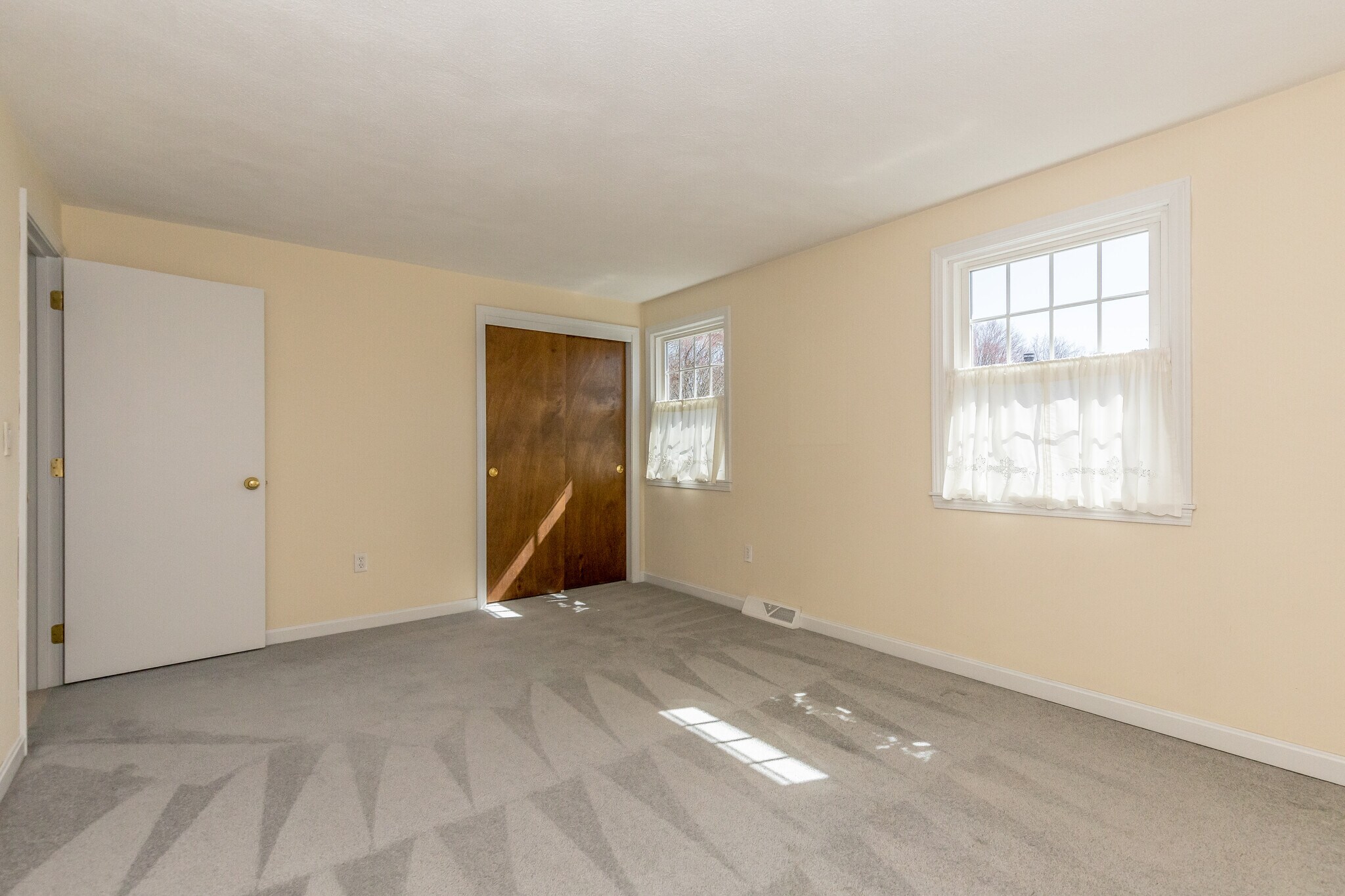 Building Photo - 55 Prescott Dr