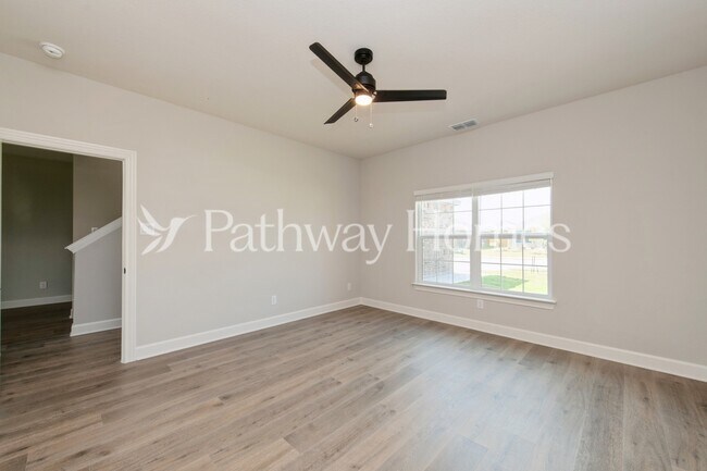 Building Photo - 623 Brookside Dr