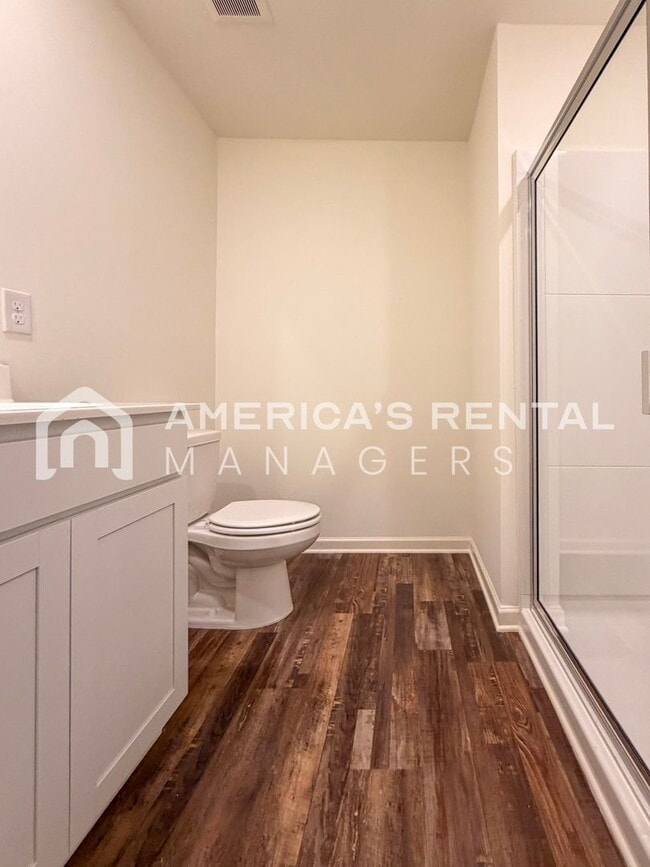 Building Photo - DEPOSIT PENDING! Sign a 13-month lease by 3/31/2026 to receive a $500 Gift Card! New Construction...