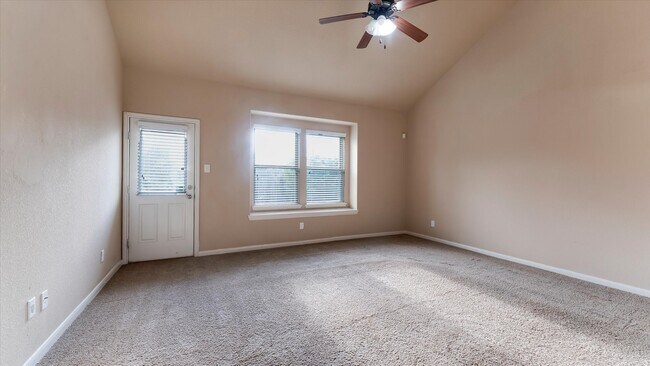 Building Photo - 5506 Casa Calvet Dr