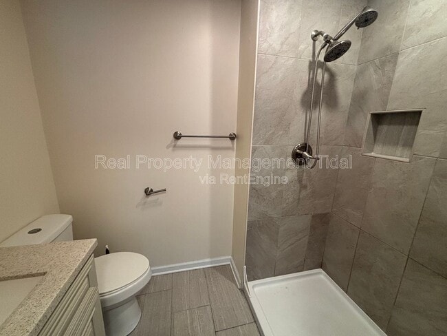 Building Photo - 459 Charter Oak Dr