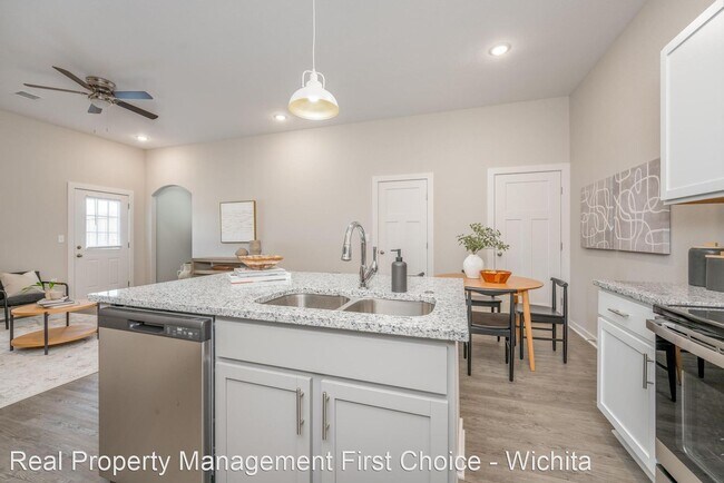 Building Photo - 3 br, 2 bath House - 3419 W 45th ST S