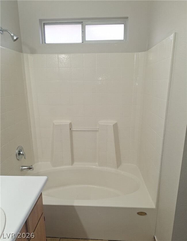 Building Photo - 4156 Abrams Ave