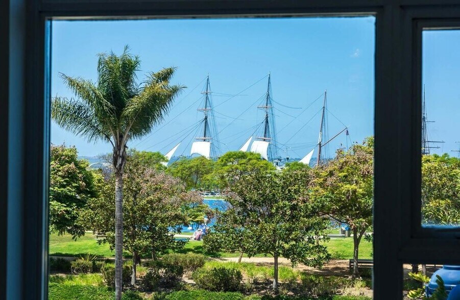 Building Photo - 1431 Pacific Hwy