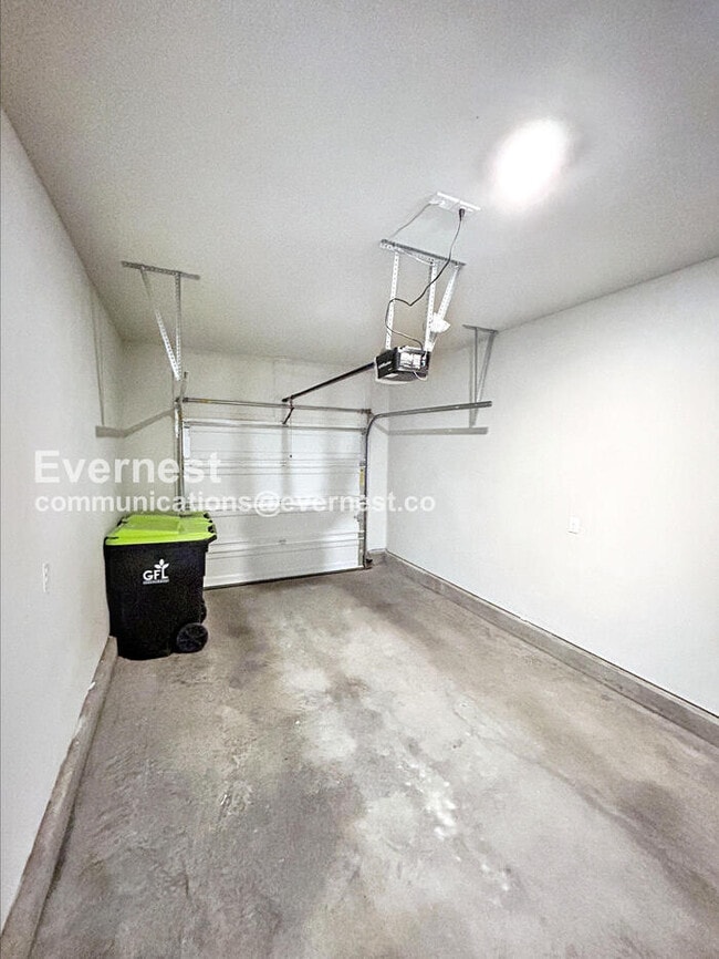 Building Photo - 4152 Grapevine Loop