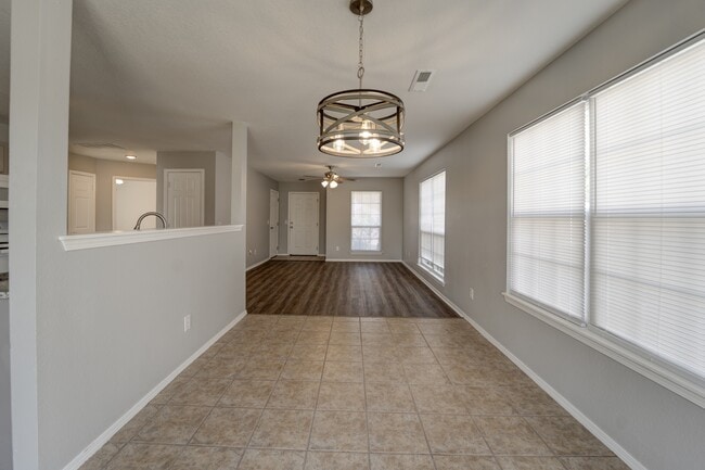 Building Photo - 344 Grant Springs Dr