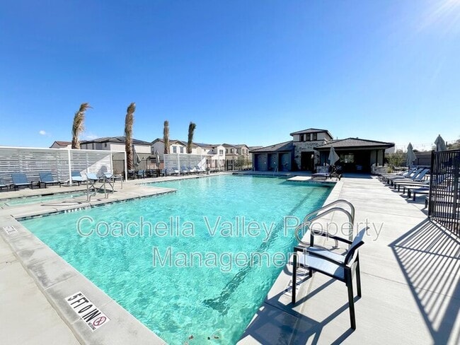 Building Photo - 41168 Emory Ln