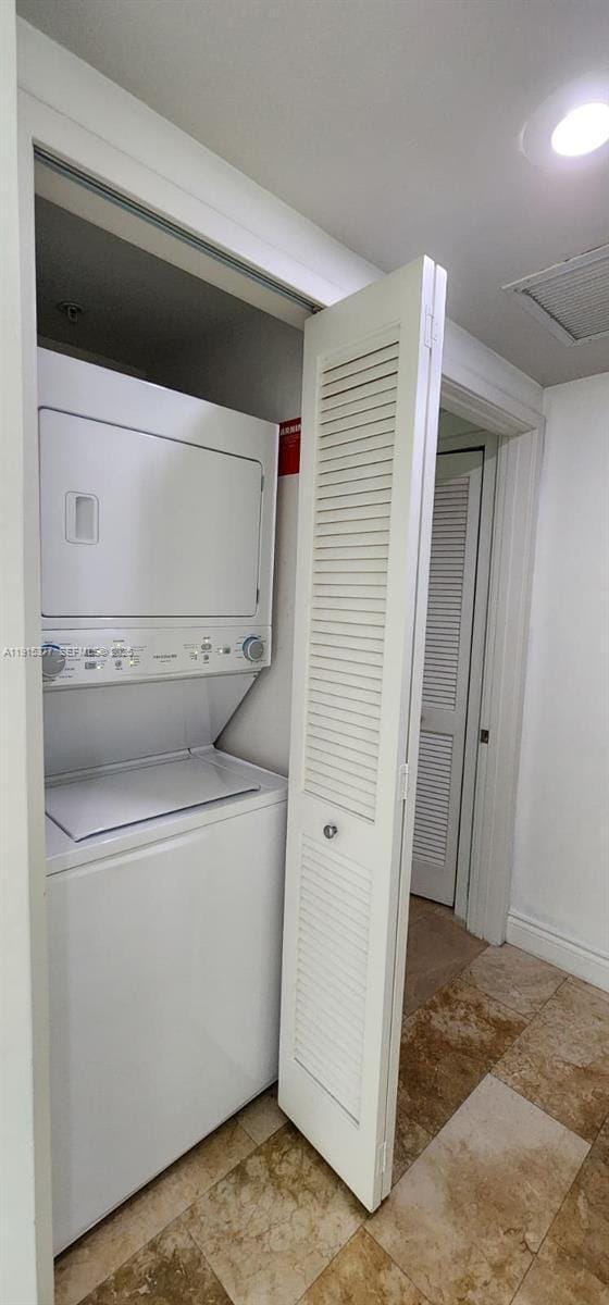 Building Photo - 218 SE 14th St