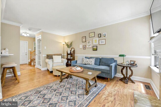 Building Photo - 158 Mansion House Dr