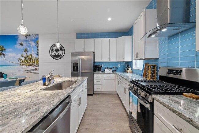 Building Photo - 623 Petit Wy