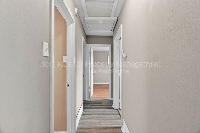 Building Photo - 9770 Scottdale Dr