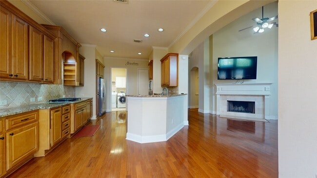 Building Photo - 8538 Sunrise Meadow Ln