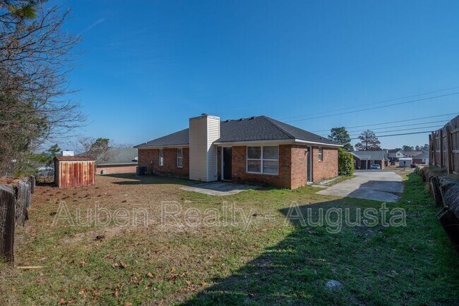 Building Photo - 3428 Monte Carlo Dr