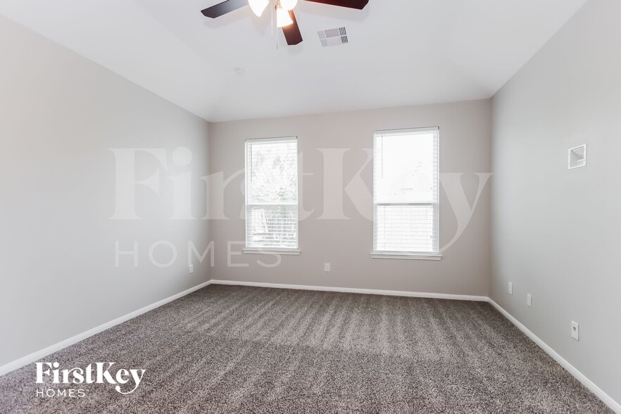 Building Photo - 3013 Tulip Poplar Ct