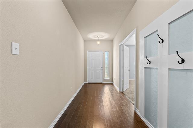 Building Photo - 8613 Vista Royale Dr
