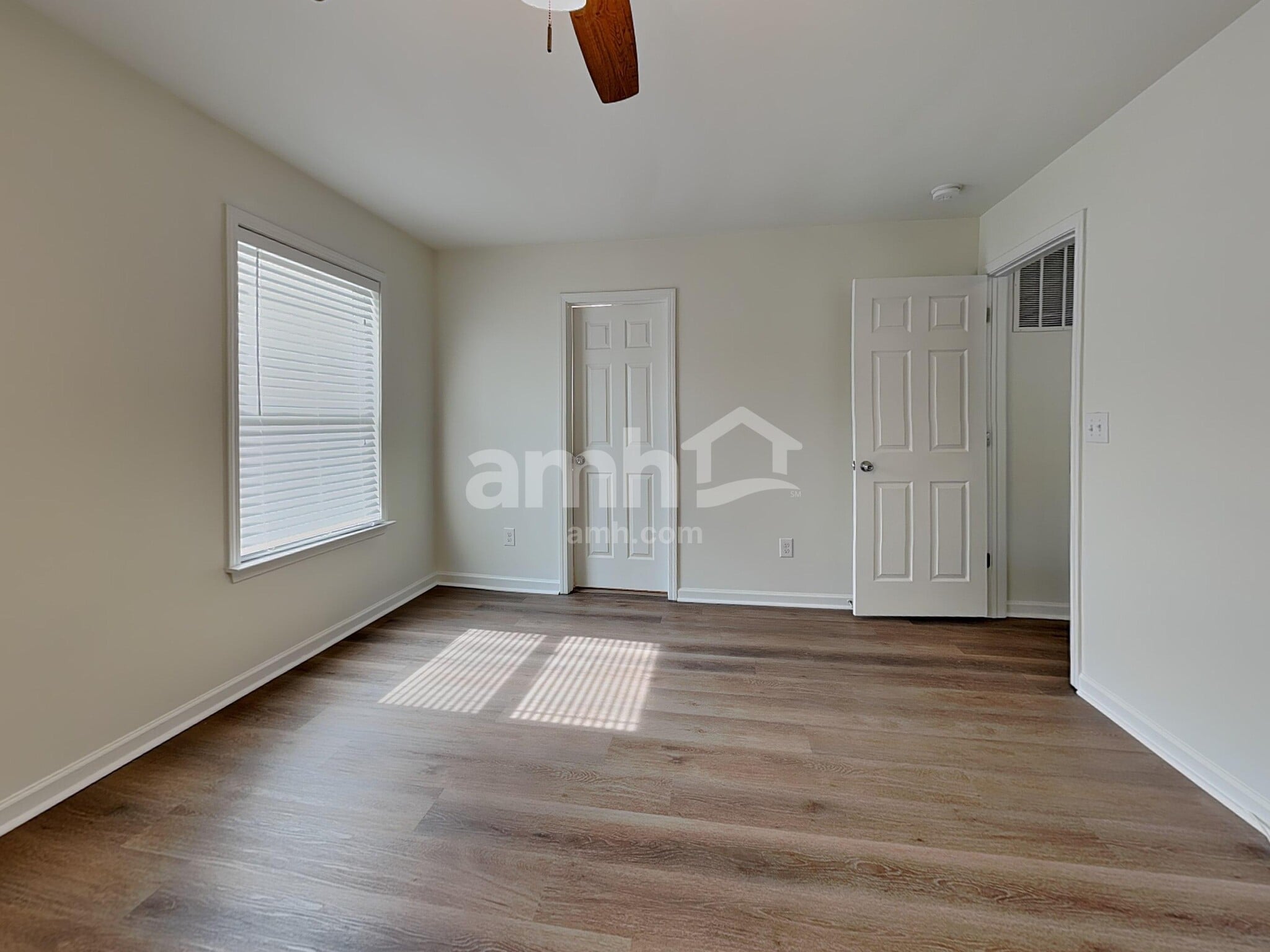 Building Photo - 9611 Cayenne Dr