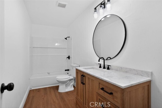 Building Photo - 423 Rian Noelle Ct