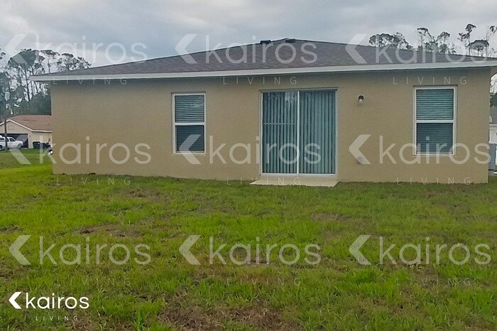 Building Photo - 1813 Lawn Ave