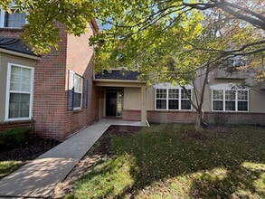 Building Photo - 47576 Pembroke Dr