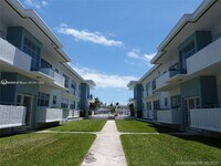 Building Photo - 250 S Shore Dr
