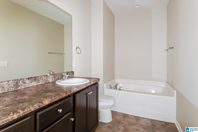 Building Photo - 5816 Cheshire Cove Trail