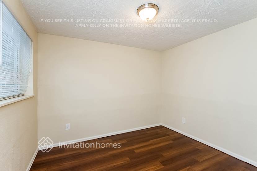 Building Photo - 6575 Glade Park Dr