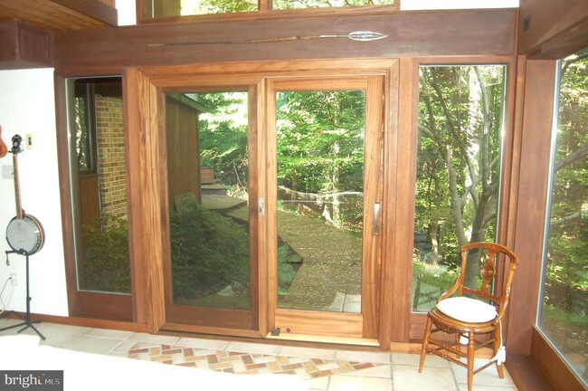 Building Photo - 9728 Swift Creek Ct