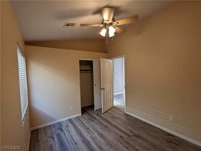 Building Photo - 10500 White Heath Ct