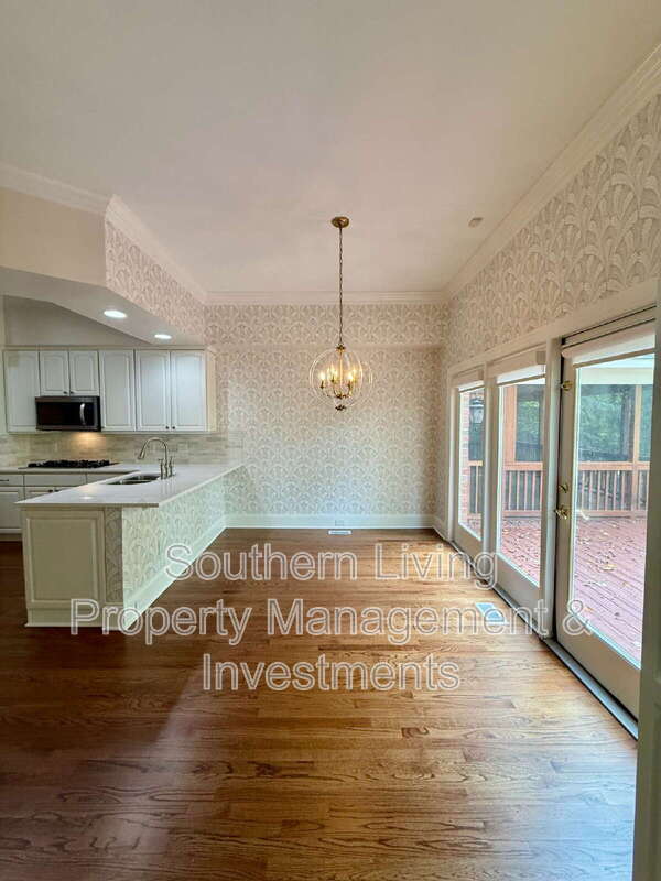 Building Photo - 1806 Asbury Hall Ct