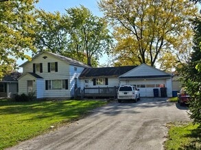 Building Photo - Single-Family Home on Napoleon