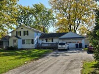 Building Photo - Single-Family Home on Napoleon