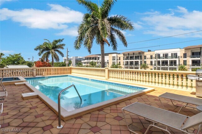 Building Photo - 401 Bayfront Pl