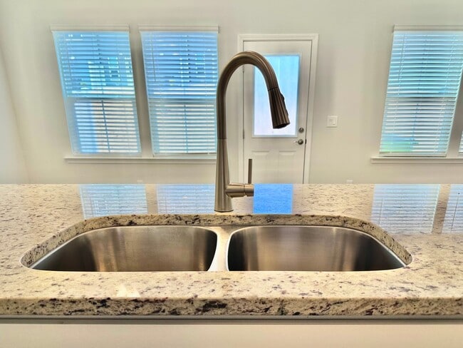 Building Photo - Spacious 3BD Townhome in Solana | 2-Car Garage | Pool, Gym & More