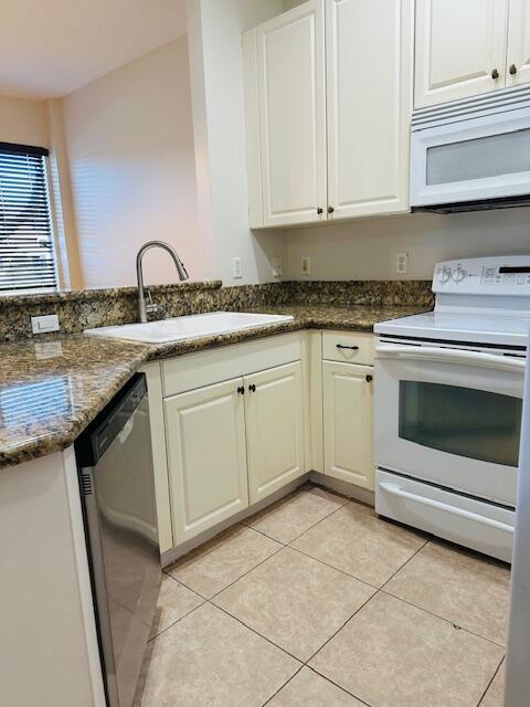 Building Photo - 4390 Berkshire Wharf Dr