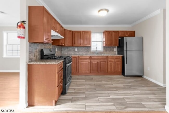 Building Photo - 139 Inslee Pl