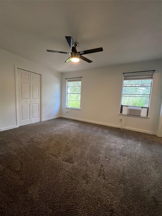 Building Photo - 6104 Walnut Hills Dr