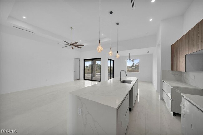 Building Photo - 2540 NW 6th Terrace