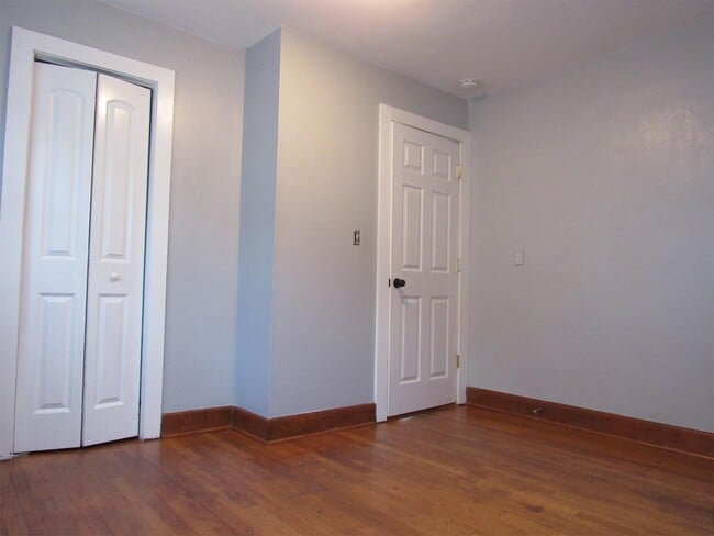 Building Photo - 1537 E Ocean View Ave