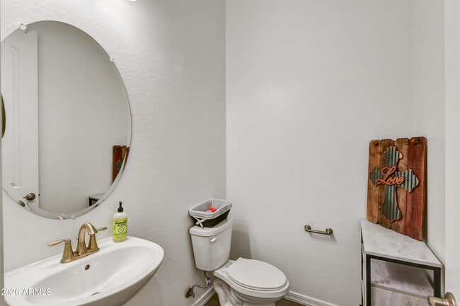 Building Photo - 23018 E Orchard Ln