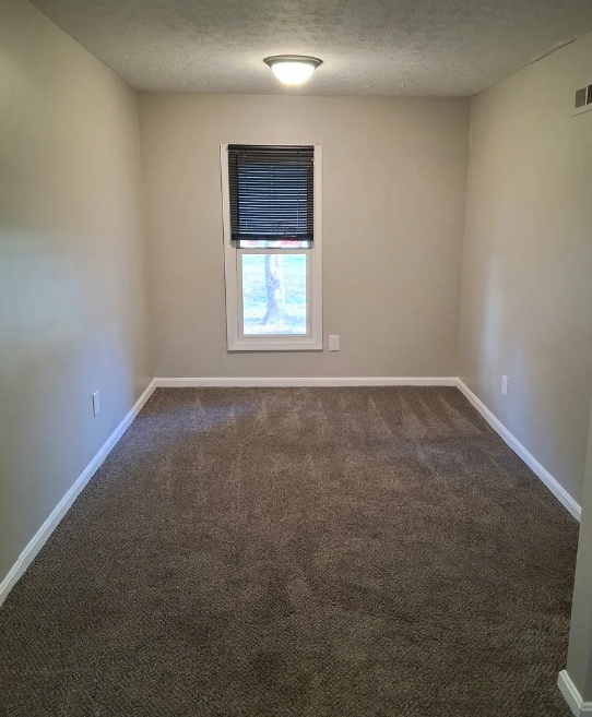 Building Photo - 3506 Kahlert Ave