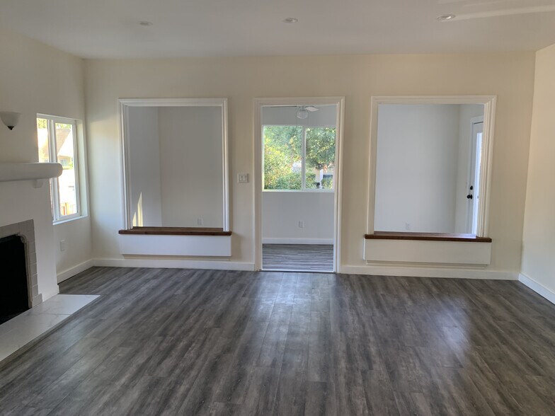 Building Photo - 75 W Tremont St