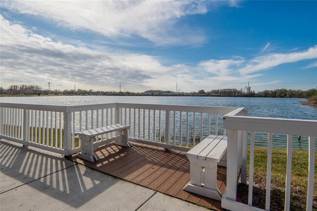 Building Photo - 9105 Crystal Commons Way