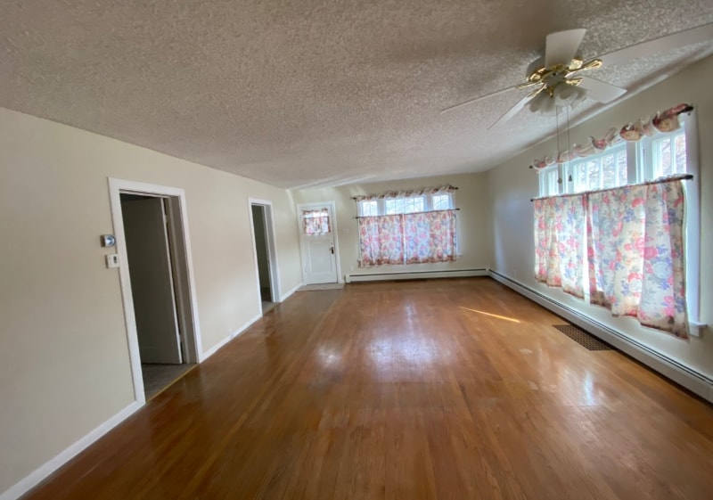 Building Photo - 807 S 2nd St