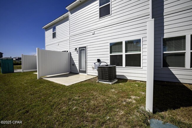 Building Photo - 5862 Tyndall Pkwy