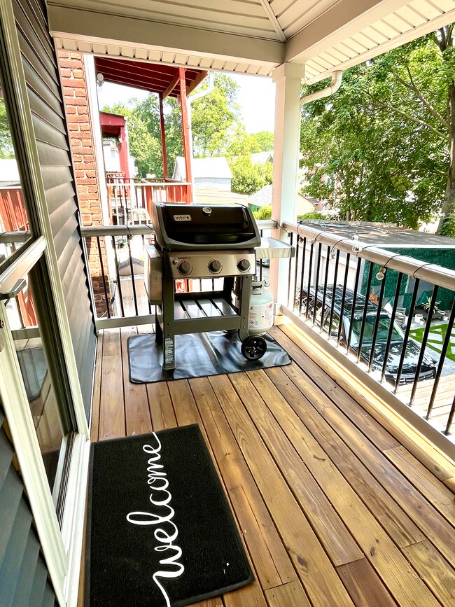 Building Photo - 68 Mission St