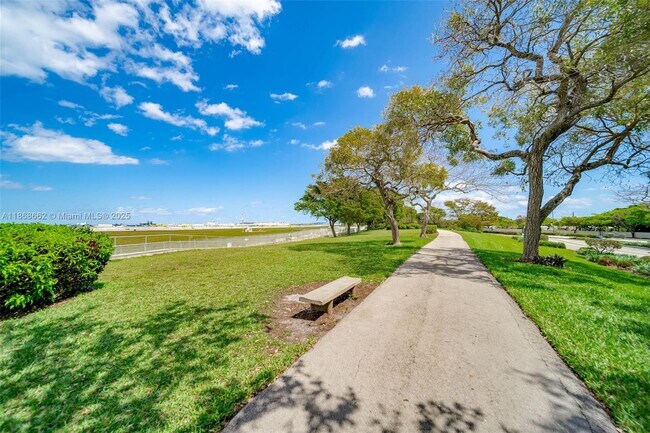 Building Photo - 1473 NW 10th St