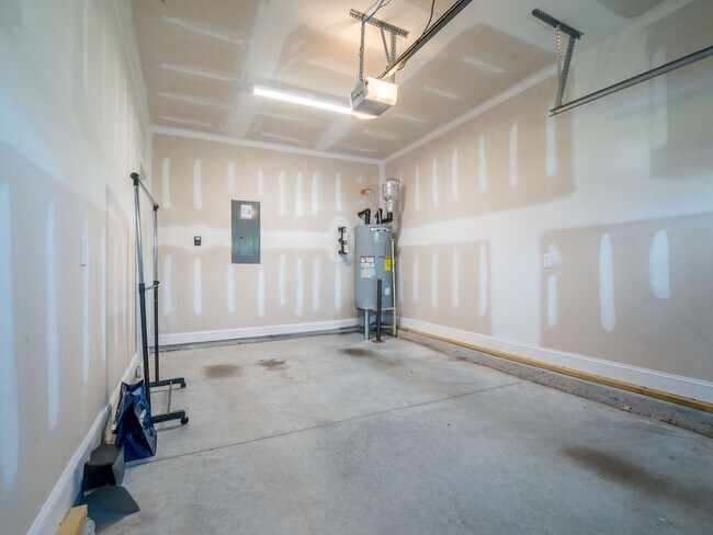 Building Photo - 355 S Stingray Ln