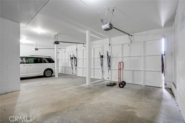 Building Photo - 1424 Via Zumaya